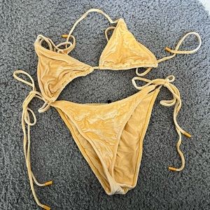 triangl bikini